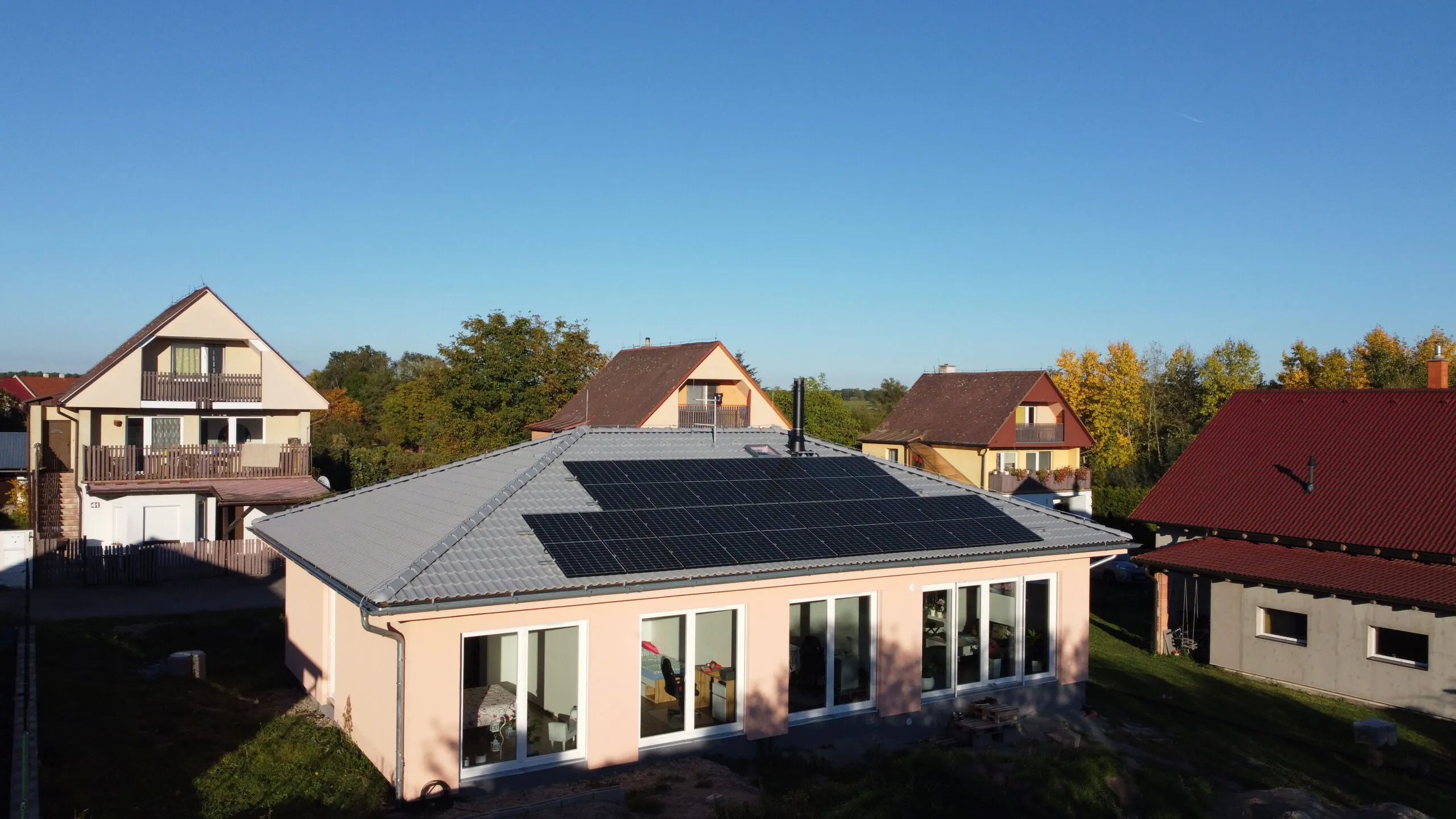 Fotovoltaická elektrárna na rodinném domě ve Štěpánově u Pardubic