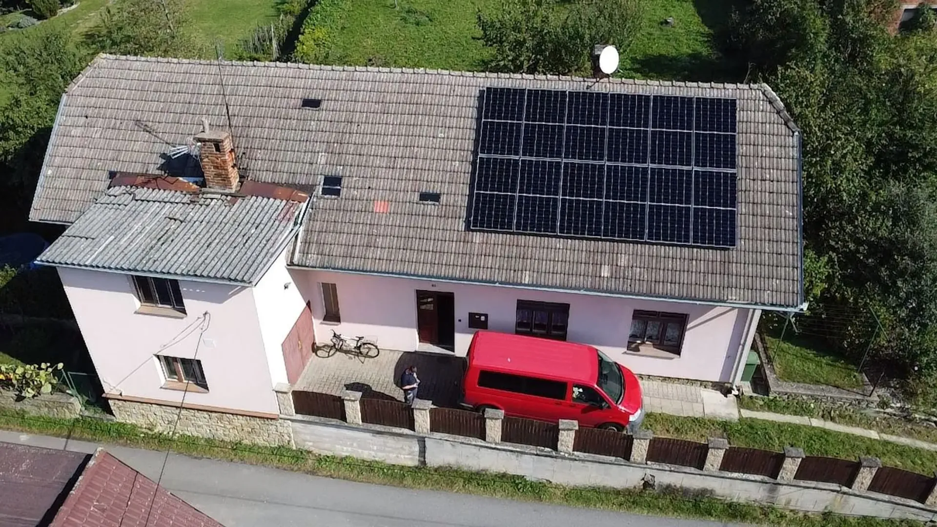 Fotovoltaická realizace: FVE na rodinném domě v Dolní Sloupnici